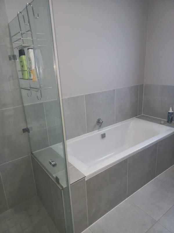 To Let 3 Bedroom Property for Rent in Sunningdale Western Cape